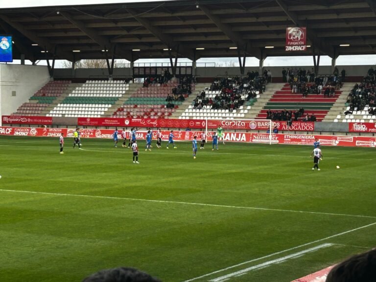 El Zamora C.F. salva un punto in extremis