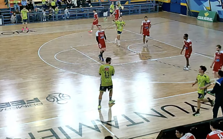 Un sólido Balonmano Zamora recupera el pulso