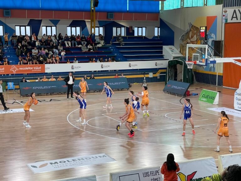 Recoletas Zamora cumple contra el colista