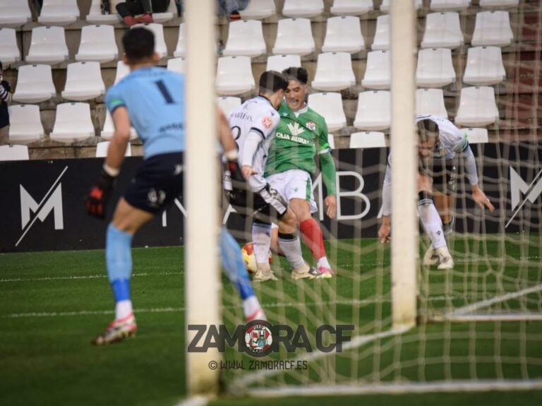 El Zamora C.F. se inmola en el Romano