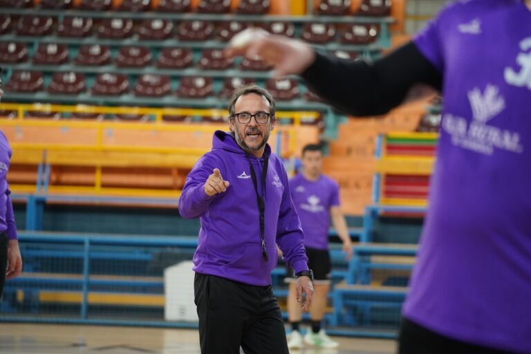El líder, Balonmano Zamora, en la recta final