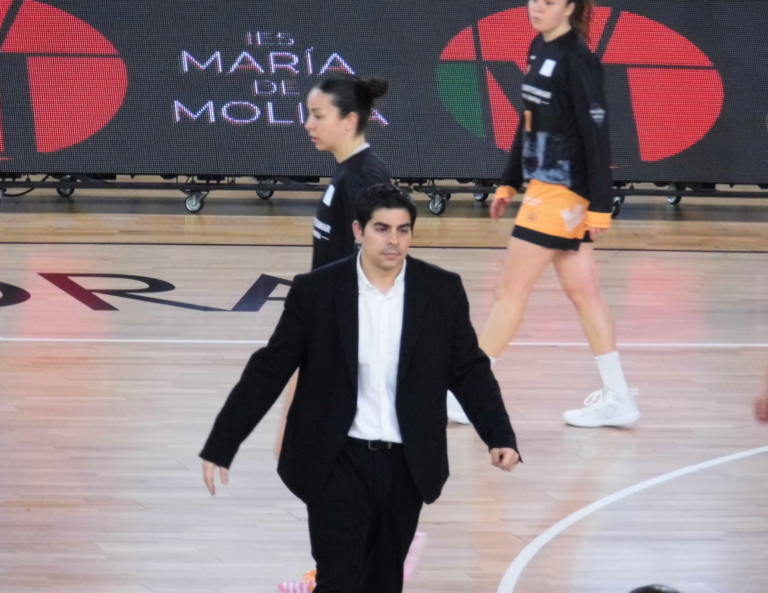 Diego Pascual, un año más en el banquillo de Recoletas Zamora