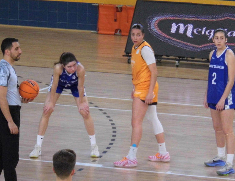 Ana Pérez renueva con Recoletas Zamora