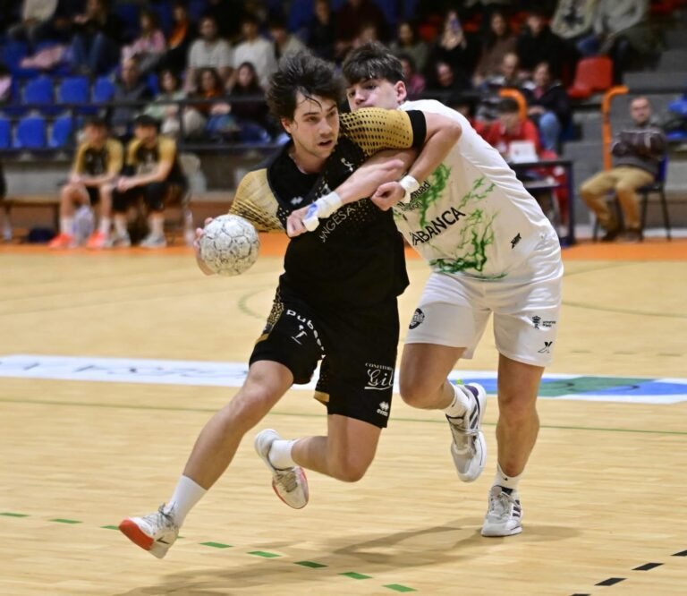 Álvaro Carretero, fichaje pistacho