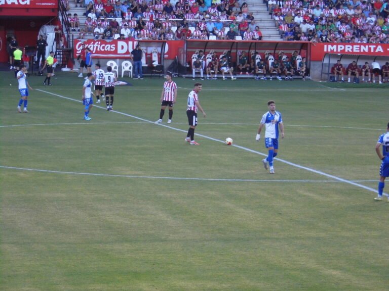 Las malas formas rodean el adiós del Zamora C.F. que se despide con la Cabeza Alta