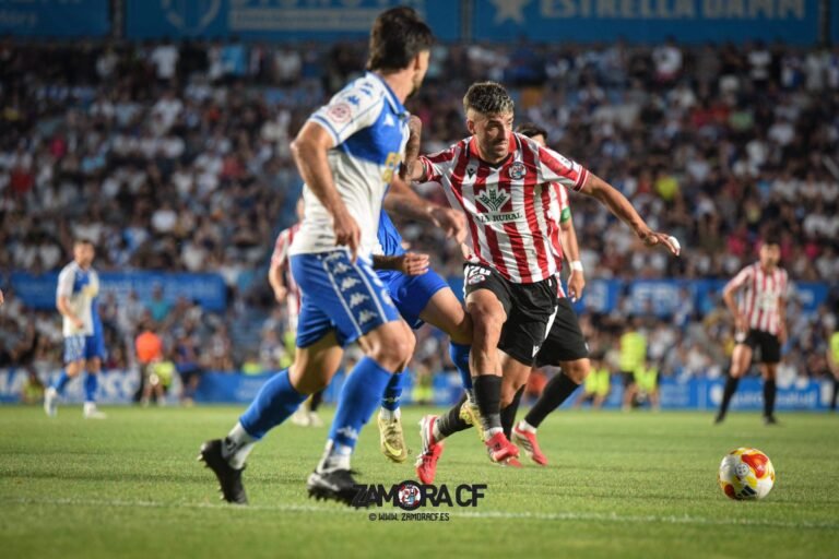 El sueño se escapa en Sabadell, pero el orgullo del Zamora C.F. permanece intacto