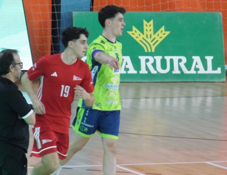 Marco Torres renueva con Balonmano Zamora