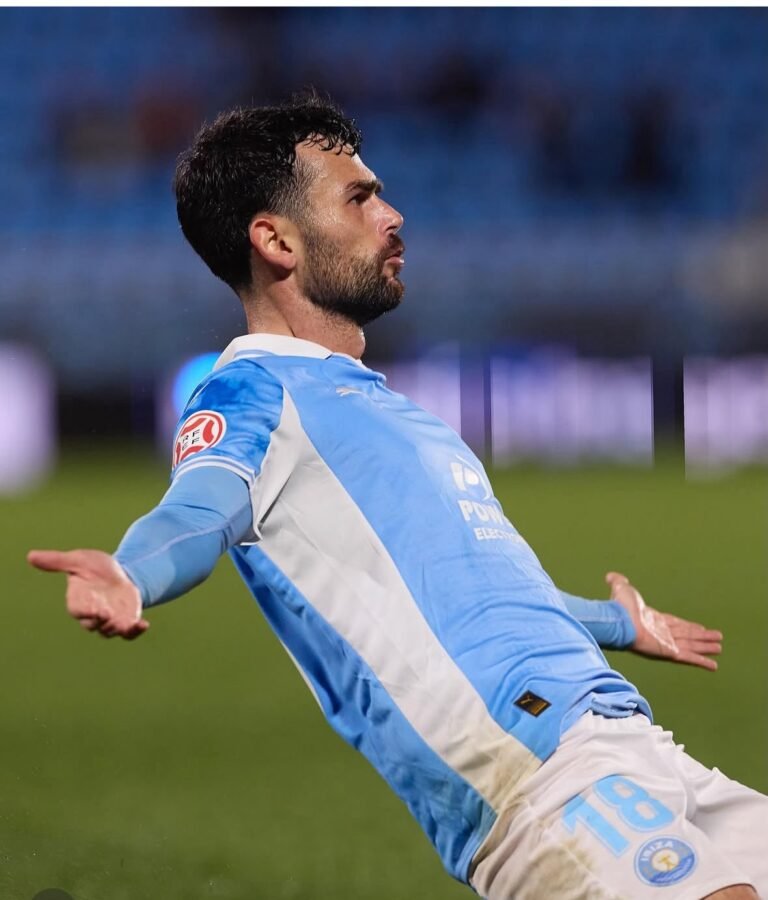 Iago Indias, jerarquía y veteranía para la zaga del Zamora C.F.