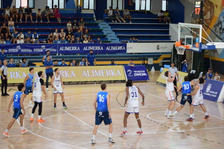 XLVII Trofeo Diputación ante el club orensano